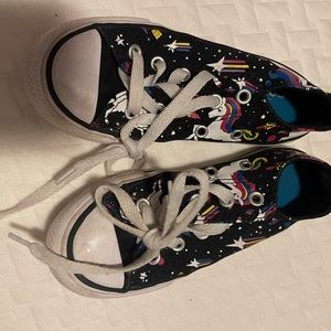Girls Converse Size 11
